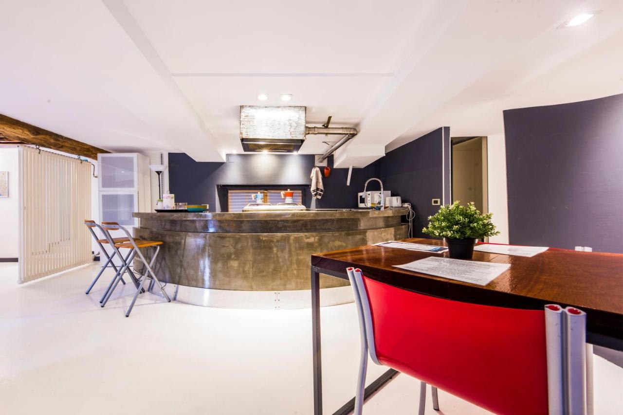 Apartamento Loft La Citta Vecchia Génova Exterior foto