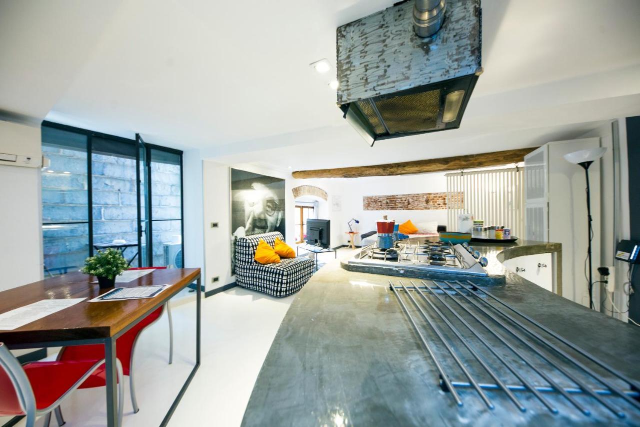 Apartamento Loft La Citta Vecchia Génova Exterior foto